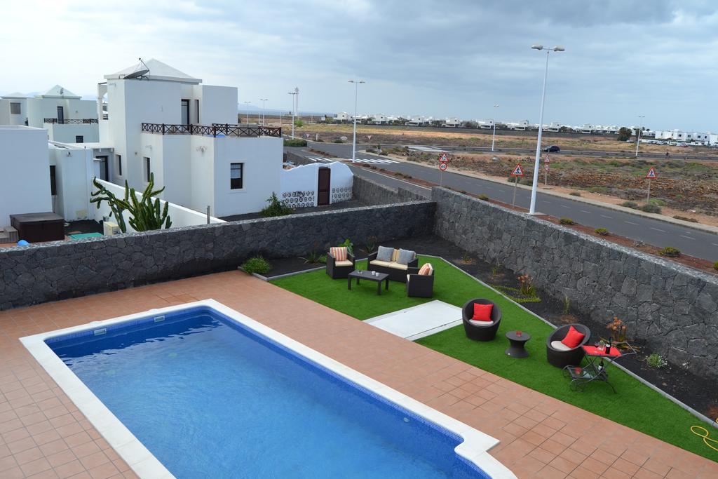 Casa Mabel Villa Плая Бланка Екстериор снимка