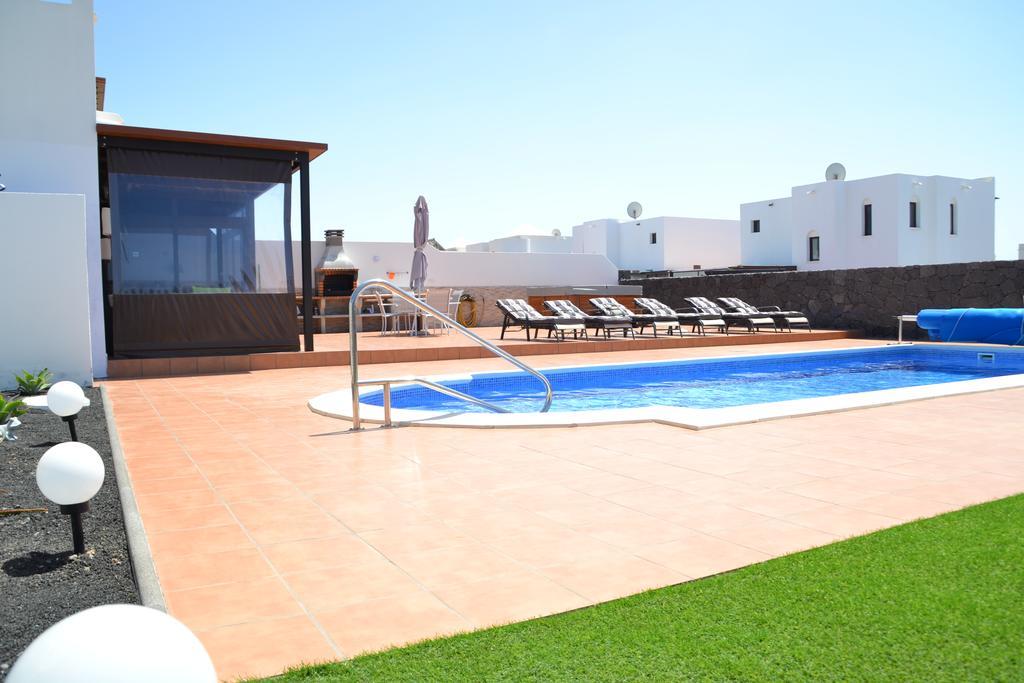 Casa Mabel Villa Плая Бланка Екстериор снимка